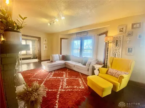 1102 E Franklin St, Troy, OH 45373 photo 9