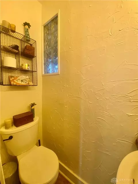 1102 E Franklin St, Troy, OH 45373 photo 31