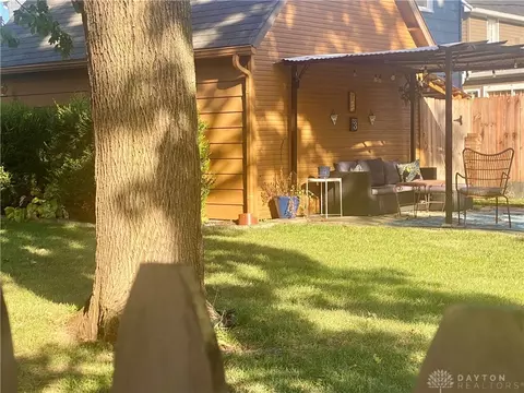 1102 E Franklin St, Troy, OH 45373 photo 7
