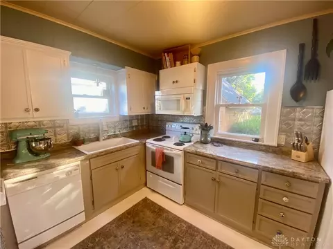 1102 E Franklin St, Troy, OH 45373 photo 14