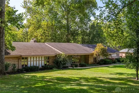 6121 Old Spanish Trl, Washington Township, OH 45459
