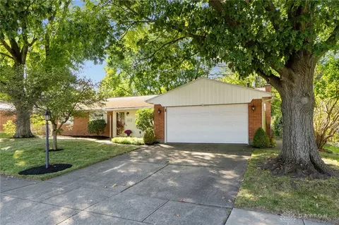 3663 Wenbrook Dr, Kettering, OH 45429