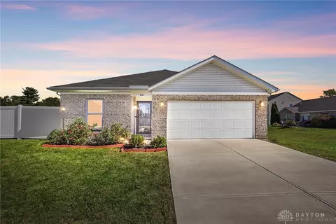630 Holderman Pl, New Lebanon, OH 45345