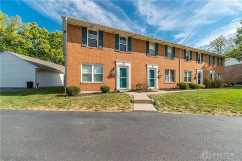 32 Gabriel St, Vandalia, OH 45377