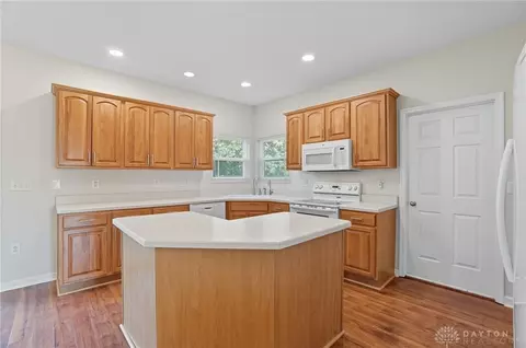 Kitchen - 3138 Patrick Ct, Franklin, OH 45005 photo 1 of 5