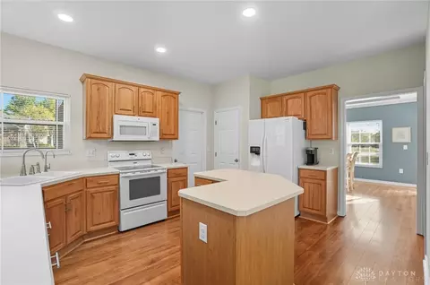 Kitchen - 3138 Patrick Ct, Franklin, OH 45005 photo 5 of 5