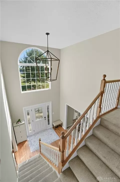 Entry Way - 3138 Patrick Ct, Franklin, OH 45005 photo 4 of 8