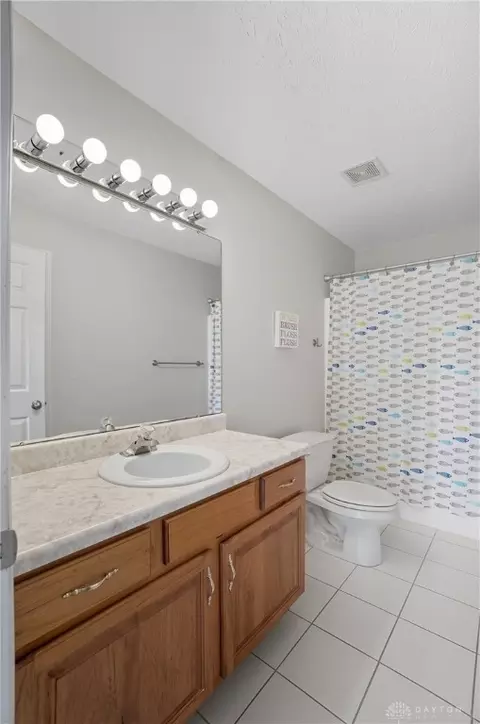 Bath - 3138 Patrick Ct, Franklin, OH 45005 photo 10 of 10
