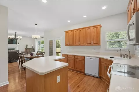 Kitchen - 3138 Patrick Ct, Franklin, OH 45005 photo 3 of 5