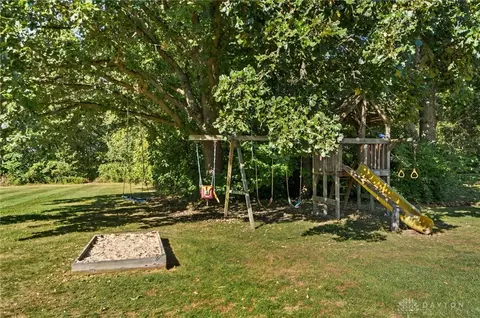 Exterior - 3138 Patrick Ct, Franklin, OH 45005 photo 10 of 13