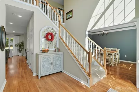 Entry Way - 3138 Patrick Ct, Franklin, OH 45005 photo 5 of 8