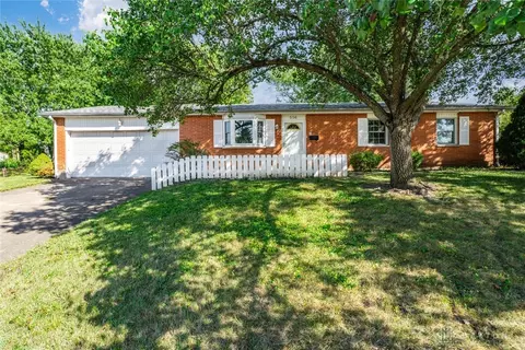516 N Lindsey Ave, Miamisburg, OH 45342