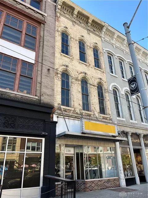 138 E 3rd St, Dayton, OH 45402