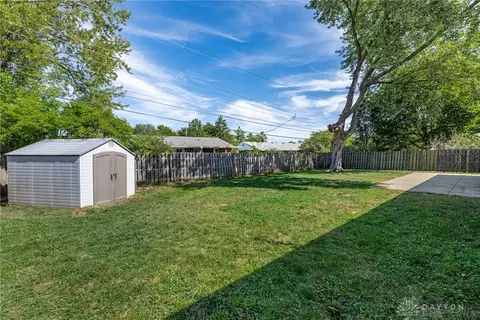 Exterior - 1105 Greenridge Dr, Kettering, OH 45429 photo 5 of 9