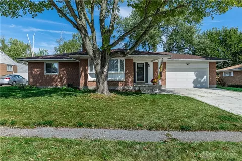 Exterior - 1105 Greenridge Dr, Kettering, OH 45429 photo 8 of 9