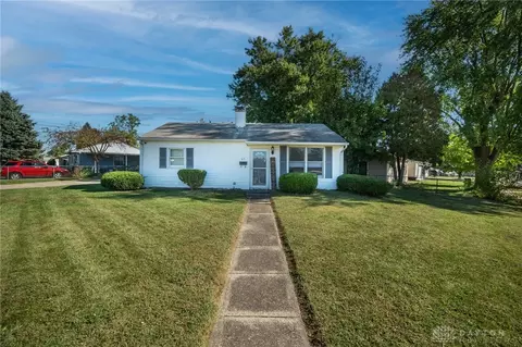 97 Marchmont Dr, Fairborn, OH 45324