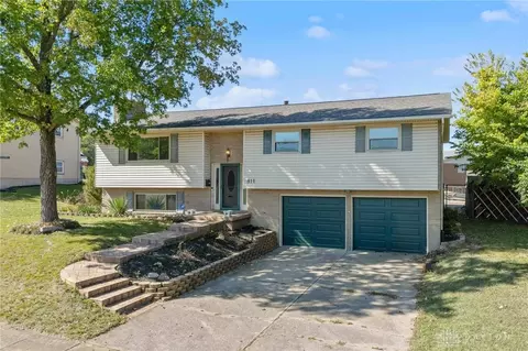 811 Moon Ct, Miamisburg, OH 45342