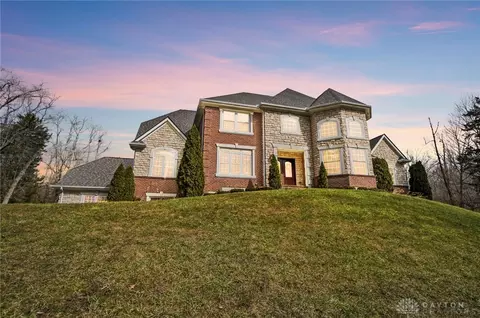 7660 Horizon Hill Dr, Springboro, OH 45066