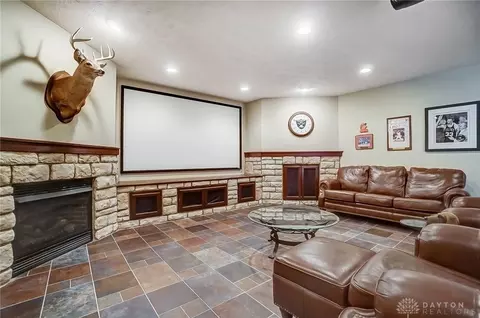 Living - 7660 Horizon Hill Dr, Springboro, OH 45066 photo 3 of 3