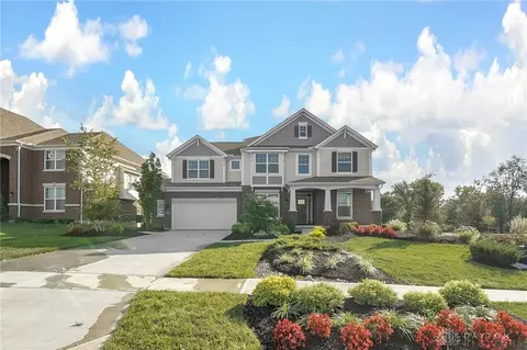 8141 Stone Dr, West Chester, OH 45241