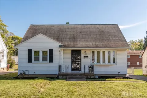 2212 Chamberlin Ave, Dayton, OH 45406