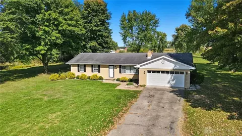 10850 Musselman Rd, New Carlisle, OH 45344