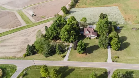 5835 Crawfordsville Campbellstown Rd, Eaton, OH 45320