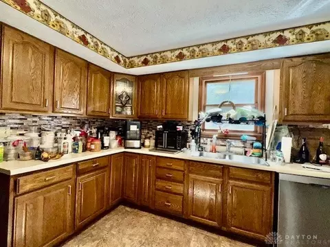 2600 Brookdale Dr, Springfield, OH 45502 photo 17