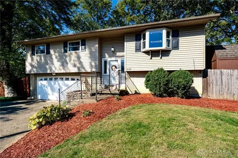 615 Judy Dr, Franklin, OH 45005