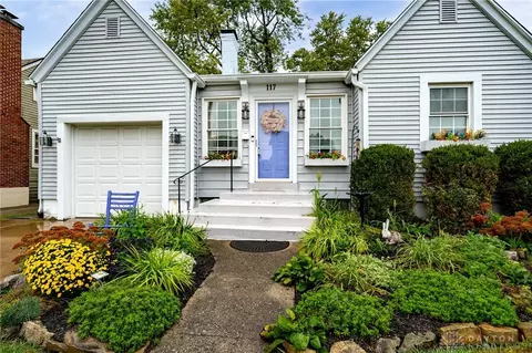 117 Cushing Ave, Kettering, OH 45429