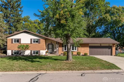 85 Poinciana Dr, Dayton, OH 45459