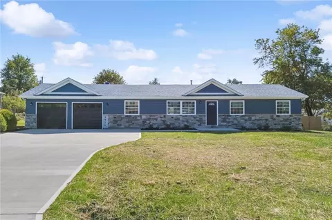 3951 La Bonne Rd, Dayton, OH 45431