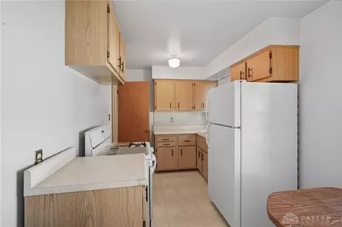 Kitchen - 3060 Regent St, Kettering, OH 45409 photo 1 of 4