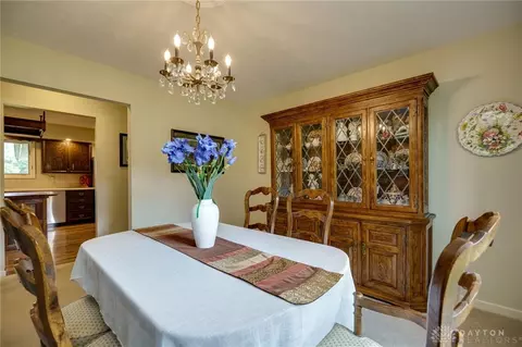 Dining - 5975 Hunter Rd, Enon, OH 45323 photo 1 of 3