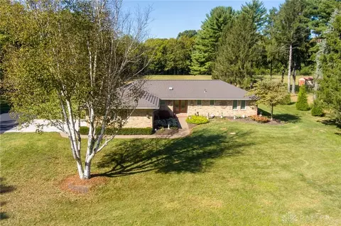 Exterior - 5975 Hunter Rd, Enon, OH 45323 photo 3 of 22