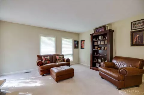 Living - 5975 Hunter Rd, Enon, OH 45323 photo 3 of 4