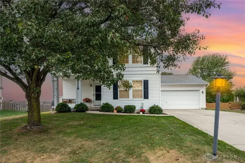 1118 Winchester Dr, Troy, OH 45373