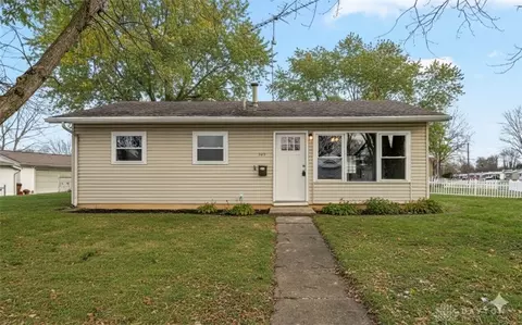 343 Sheelin Rd, Xenia, OH 45385
