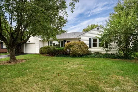 284 Virginia Cir, Wilmington, OH 45177