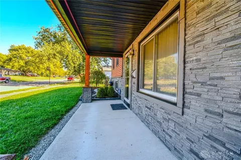 Exterior - 2224 Duquesne Dr, Springfield, OH 45506 photo 8 of 12