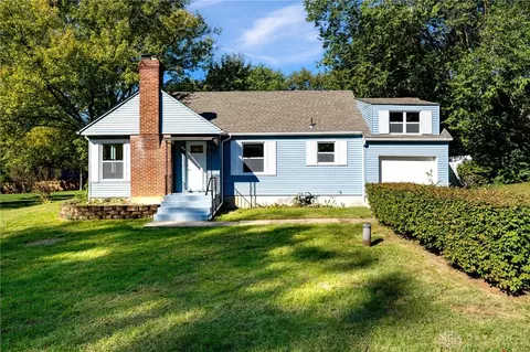1737 N Central Dr, Dayton, OH 45432