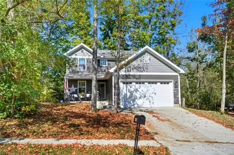 2625 Secretariat Ct, Dayton, OH 45414