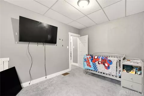 Bedroom - 329 Fair St, Springfield, OH 45506 photo 2 of 2