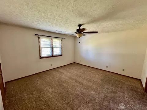 Bedroom - 1470 Oldham Dr, Springfield, OH 45503 photo 1 of 3