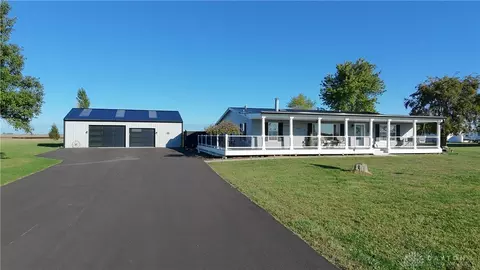 7776 Clifton Rd, South Charleston, OH 45368