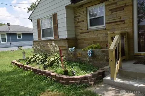 5889 Troy Rd, Springfield, OH 45502 photo 2