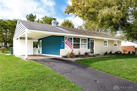 Exterior - 2808 Whitehorse Ave, Kettering, OH 45420 photo 2 of 7