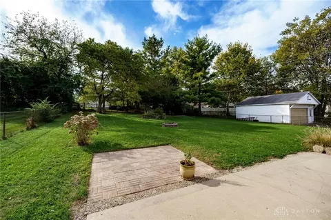 Exterior - 2808 Whitehorse Ave, Kettering, OH 45420 photo 3 of 7