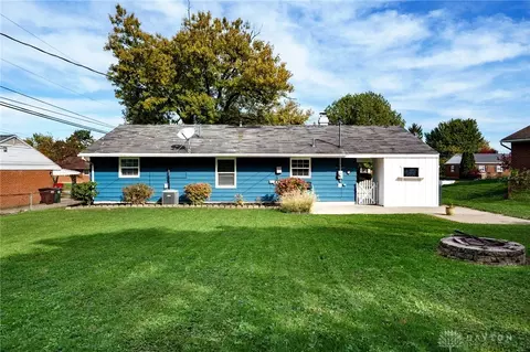 Exterior - 2808 Whitehorse Ave, Kettering, OH 45420 photo 5 of 7