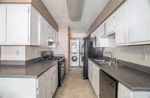 Kitchen - 2127 Colton Dr, Kettering, OH 45420 photo 1 of 1